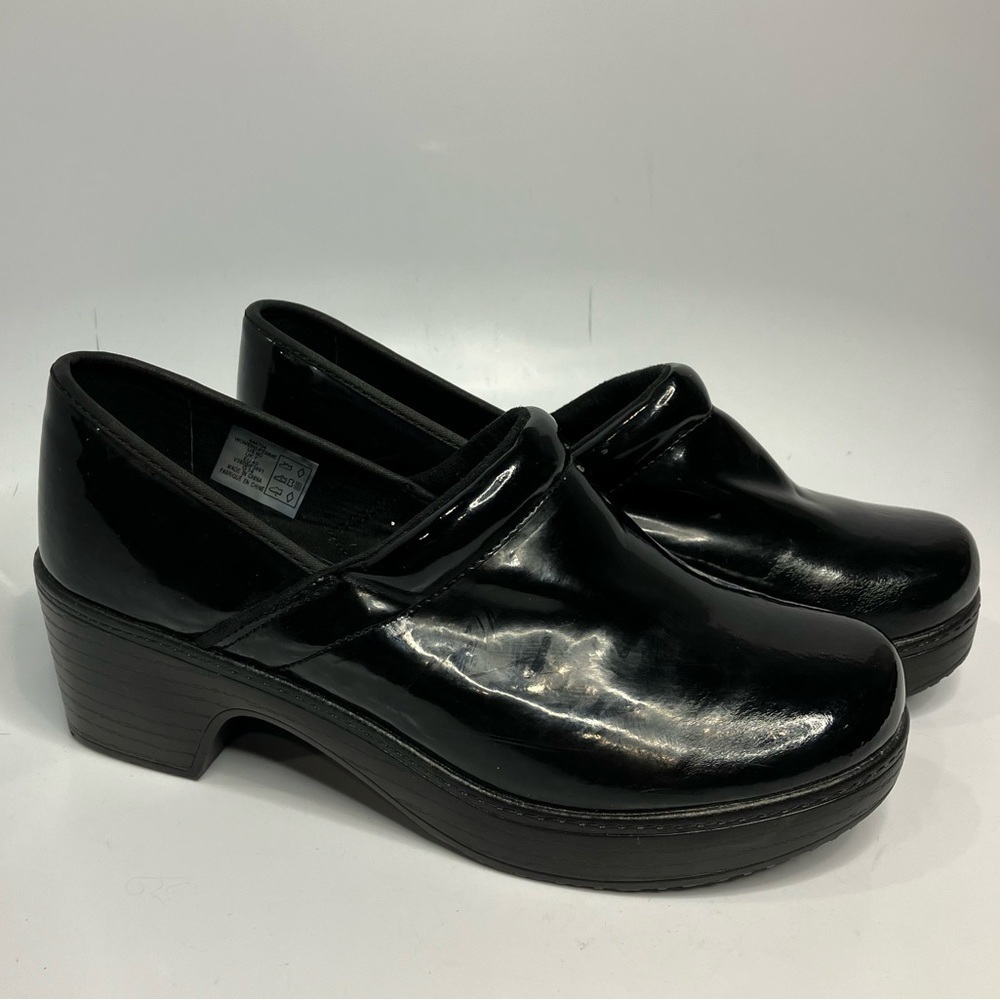 Lands End black clogs size 9
